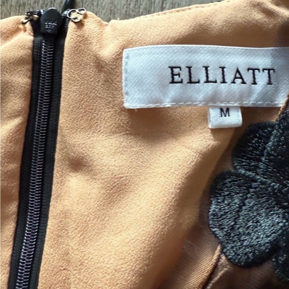 Elliatt Rosalind Dress - Picture 6 of 7